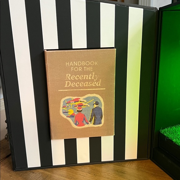 Beetlejuice Beetlejuice Promo Box - Picture 14 of 17